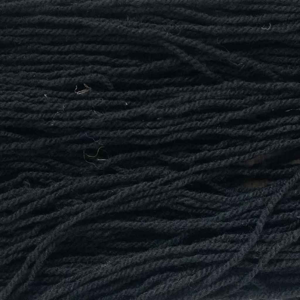 naturally dyed weaving yarn black