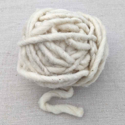 undyed white jumbo yarn
