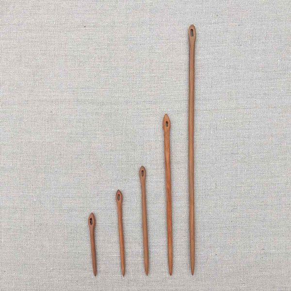wooden needle for weaving and nalbinding